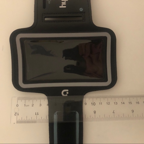 Armband phone holder - Picture 6 of 9